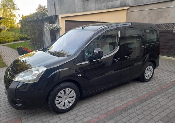 Citroen Berlingo cena 22900 przebieg: 213034, rok produkcji 2009 z Kłecko małe 466